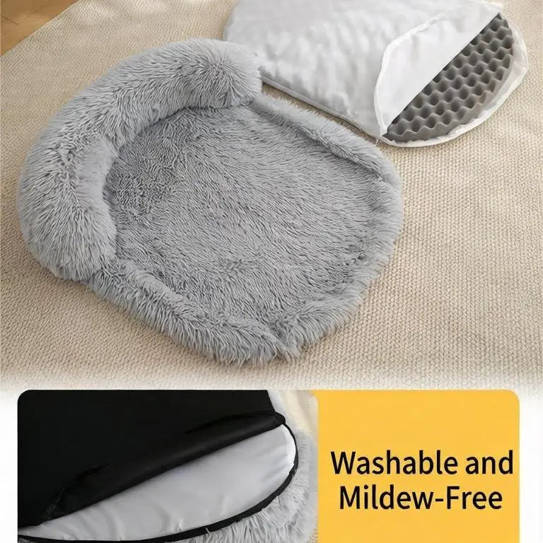 Machine-washable dog mat with soft, hypoallergenic plush for safe and easy cleaning